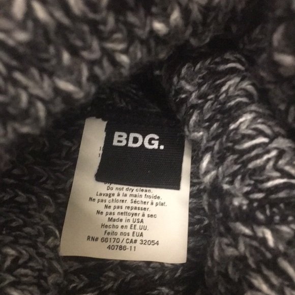 BDG Urban Outfitters Black Gray White Beanie (Unisex) - Picture 2 of 2